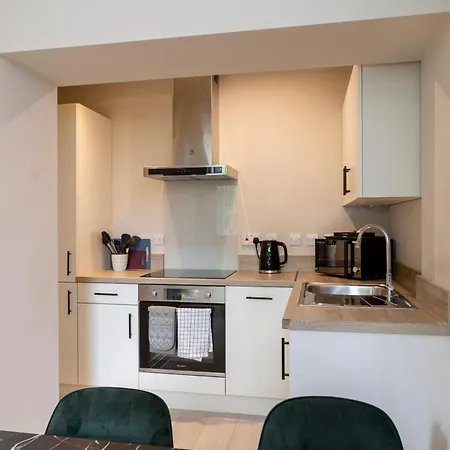 The Centenary, Centre Apartment Leeds (West Yorkshire)