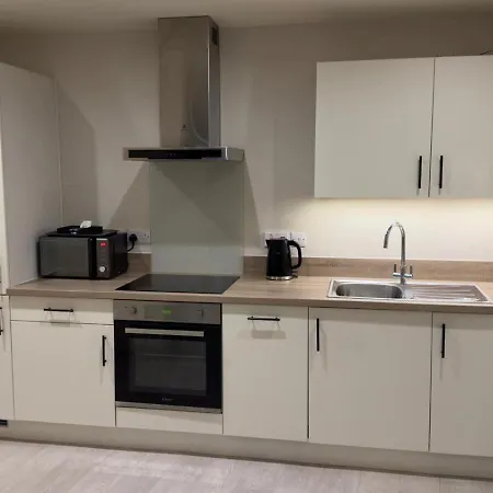 The Centenary, Centre * 利兹