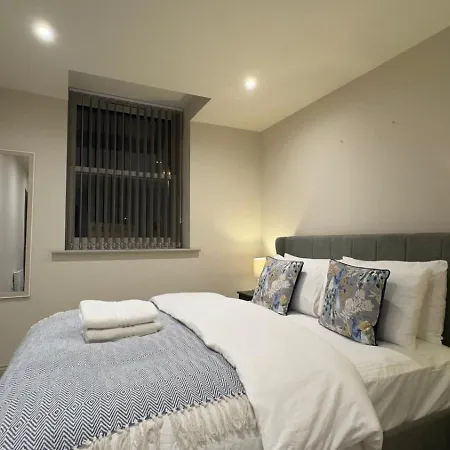 The Centenary, Centre 公寓