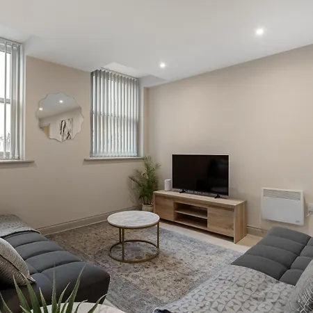 The Centenary, Centre Apartment Leeds (West Yorkshire)